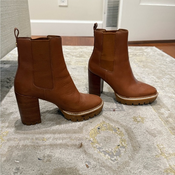 TORY BURCH ANKLE BOOTS - Picture 5 of 8
